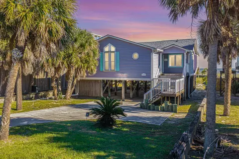 1665 E Ashley Ave, Folly Beach, SC 29439