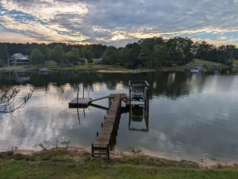 View/Area - 405 Rockbridge Rd, Ridgeway, SC 29130 photo 1 of 2