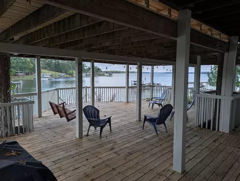 Exterior - 405 Rockbridge Rd, Ridgeway, SC 29130 photo 2 of 3