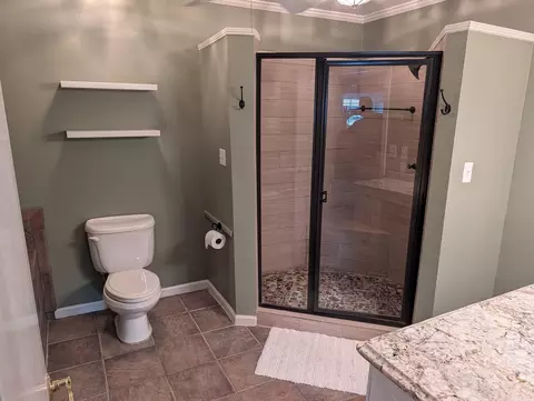 Bath - 405 Rockbridge Rd, Ridgeway, SC 29130 photo 2 of 2