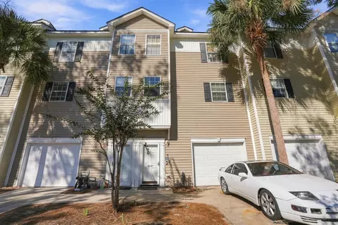 4547 Great Oak Dr, North Charleston, SC 29418