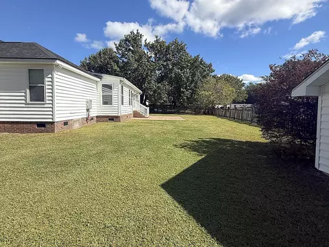 Exterior - 505 Willowlakes Dr, Moncks Corner, SC 29461 photo 8 of 9