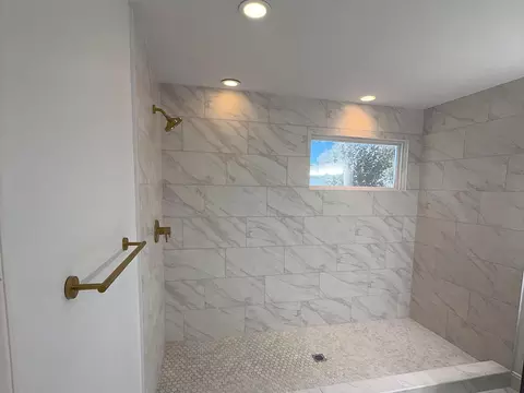 Bath - 505 Willowlakes Dr, Moncks Corner, SC 29461 photo 3 of 3