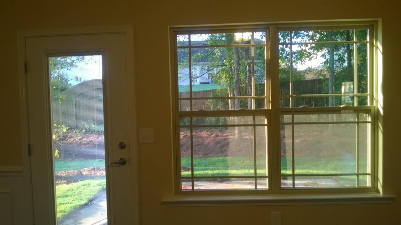 522 E Heatherstone Ln, Roebuck, SC 29376 photo 4