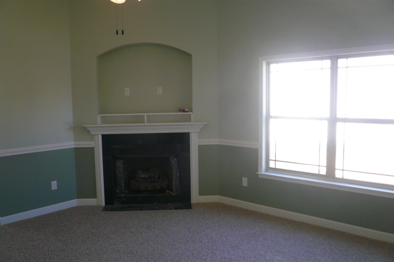 413 Listrac Dr, Moore, SC 29369 photo 2