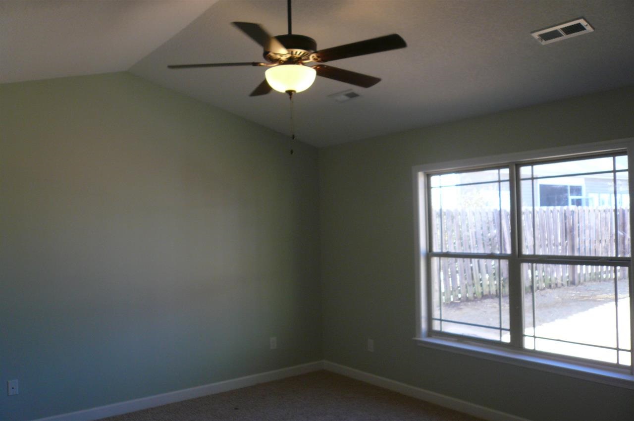 413 Listrac Dr, Moore, SC 29369 photo 6