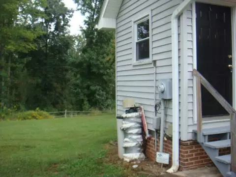 211 Burts Rd, Easley, SC 29640 photo 3