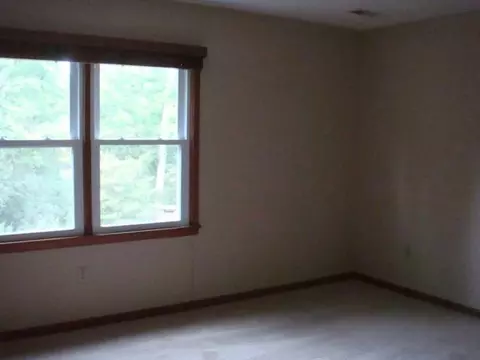 211 Burts Rd, Easley, SC 29640 photo 9