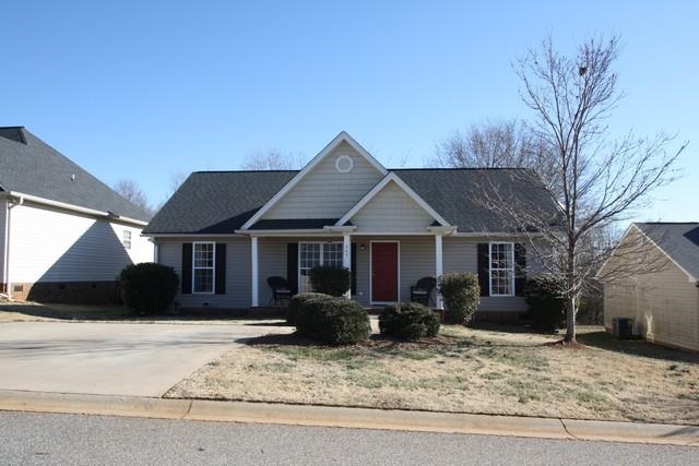 345 Split Oak Ln, Inman, SC 29349 photo 1