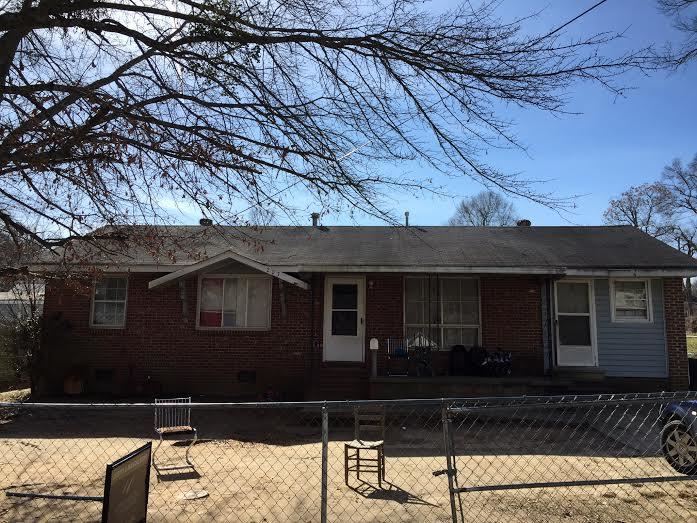 203 Summeral St, Clinton, SC 29325 photo 1
