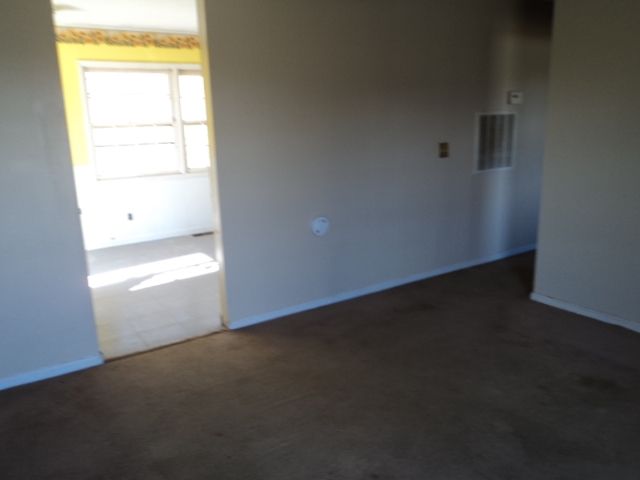 1112 E Blackstock Rd, Moore, SC 29369 photo 5