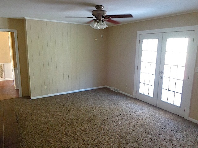 140 Crest Rd, Campobello, SC 29322 photo 3