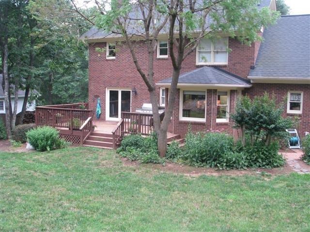 222 Preston Dr, Moore, SC 29369 photo 2
