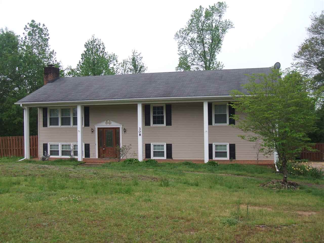308 Wellington Dr, Moore, SC 29369 photo 1