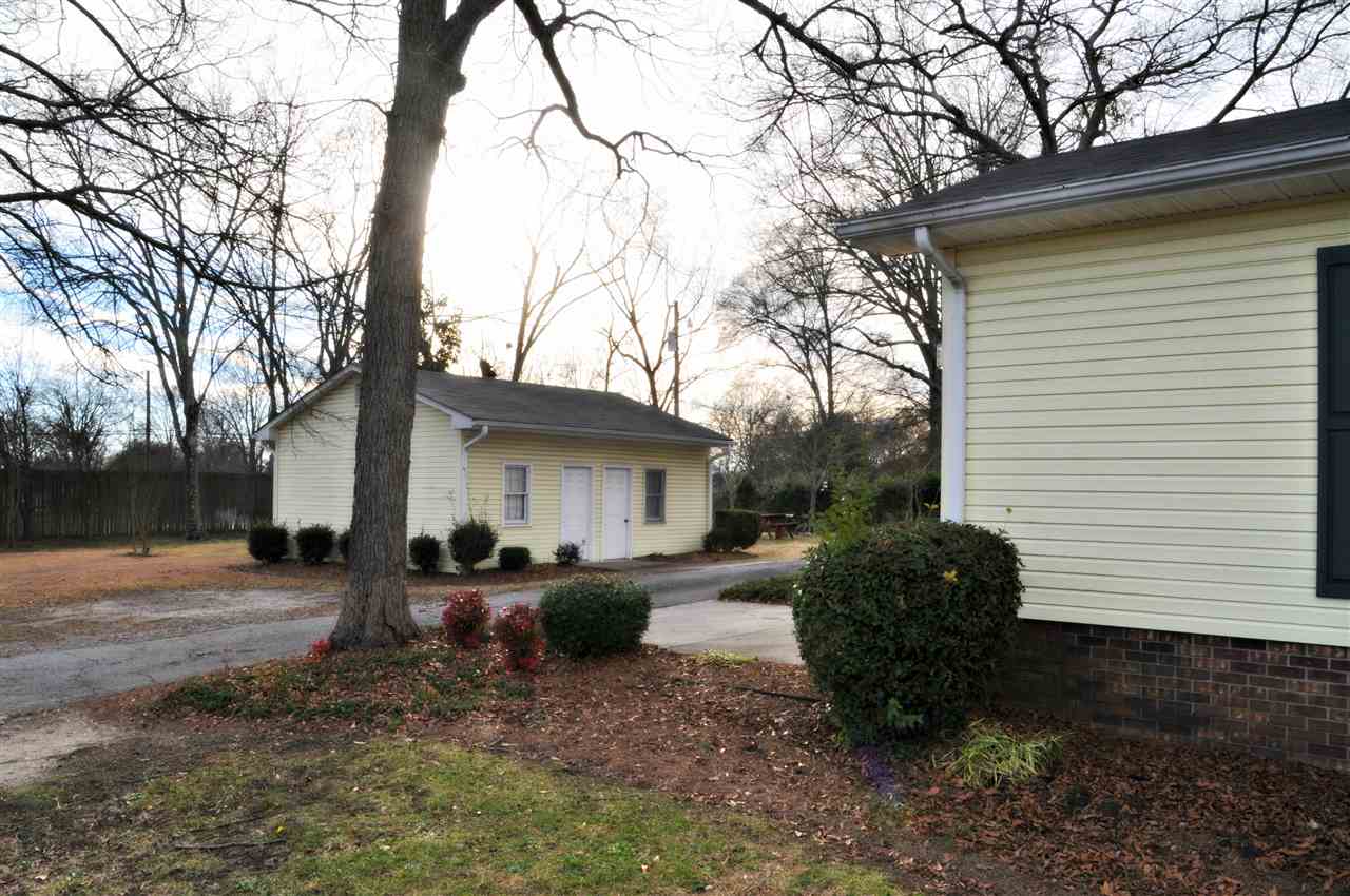 604 E Main St, Union, SC 29379 photo 11