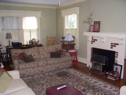 357 College Dr, Gaffney, SC 29340 photo 9