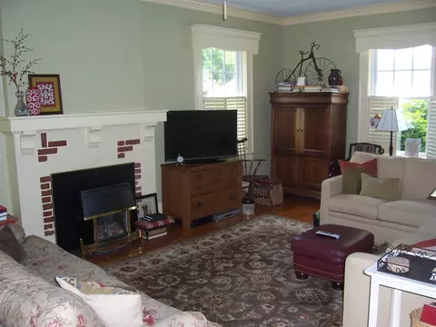 357 College Dr, Gaffney, SC 29340 photo 8