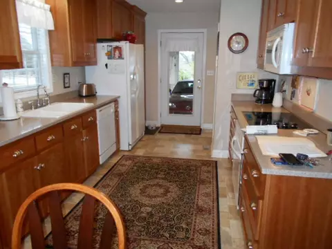 115 Rest St, Gaffney, SC 29340 photo 2
