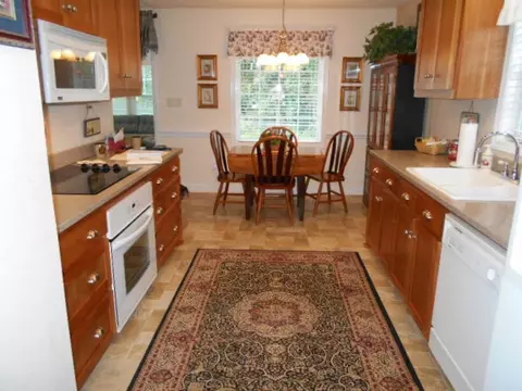 115 Rest St, Gaffney, SC 29340 photo 3