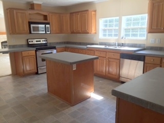240 Stephens Rd, Roebuck, SC 29376 photo 2