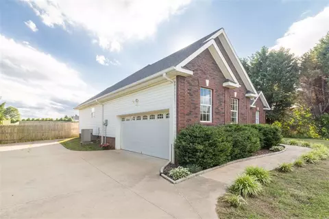 555 Elder Rd, Chesnee, SC 29323 photo 3