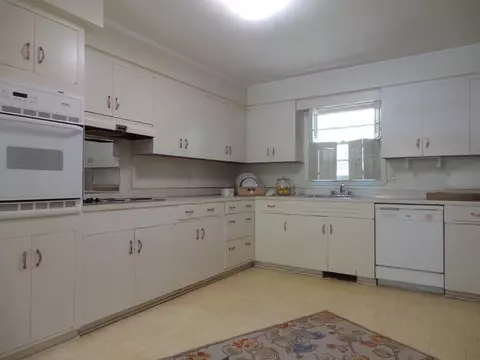 105 Crestview Dr, Gaffney, SC 29340 photo 3