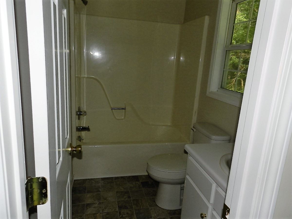 Undisclosed, Gaffney, SC 29340 photo 13