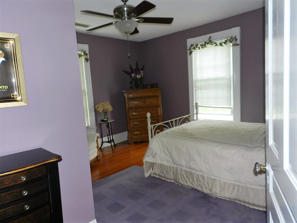 520 E Rutledge Ave, Gaffney, SC 29340 photo 14