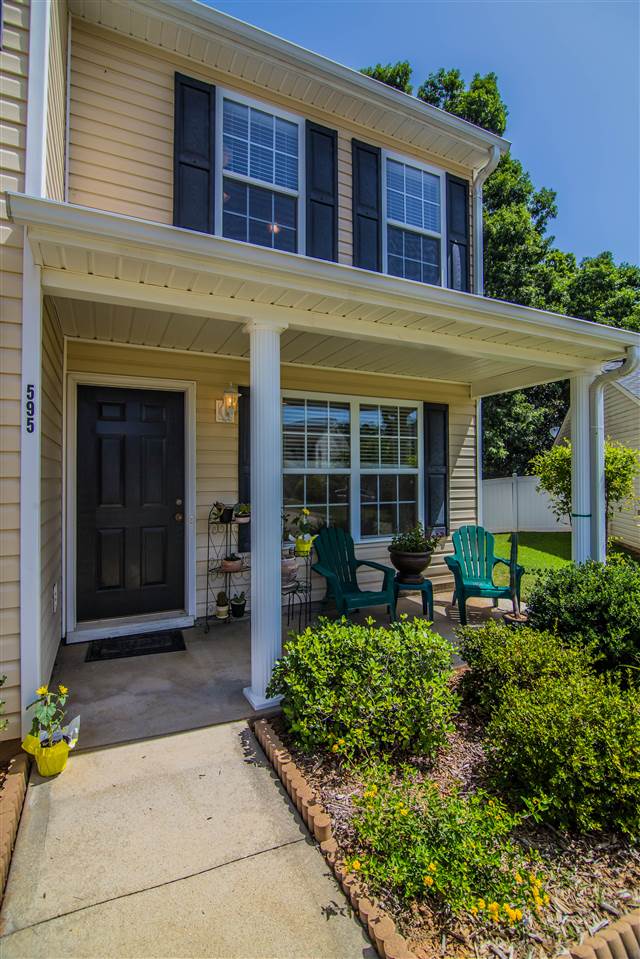 595 Hamilton Chase Dr, Moore, SC 29369 photo 4