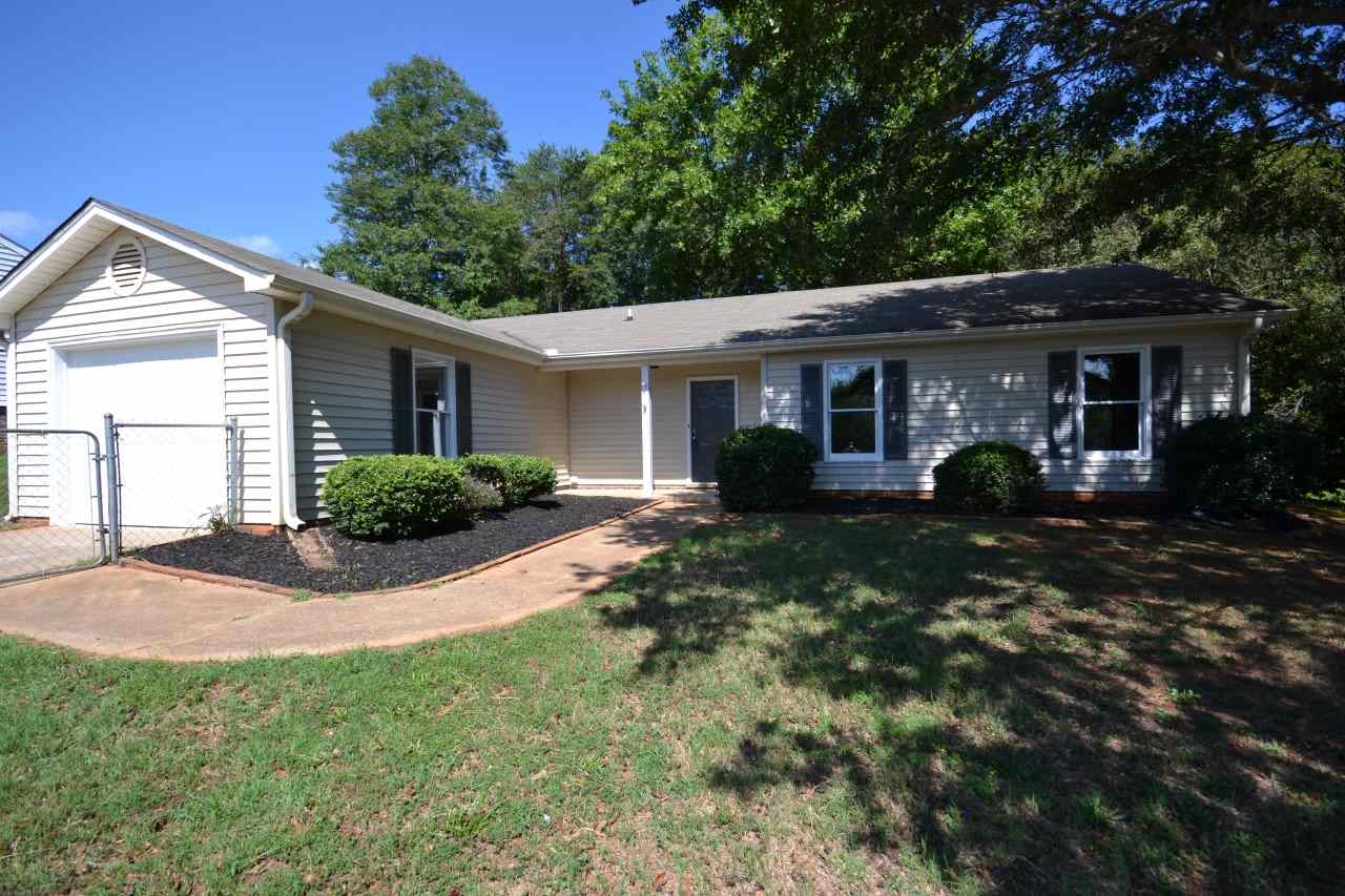 117 Apollo, Greer, SC 29651 photo 1