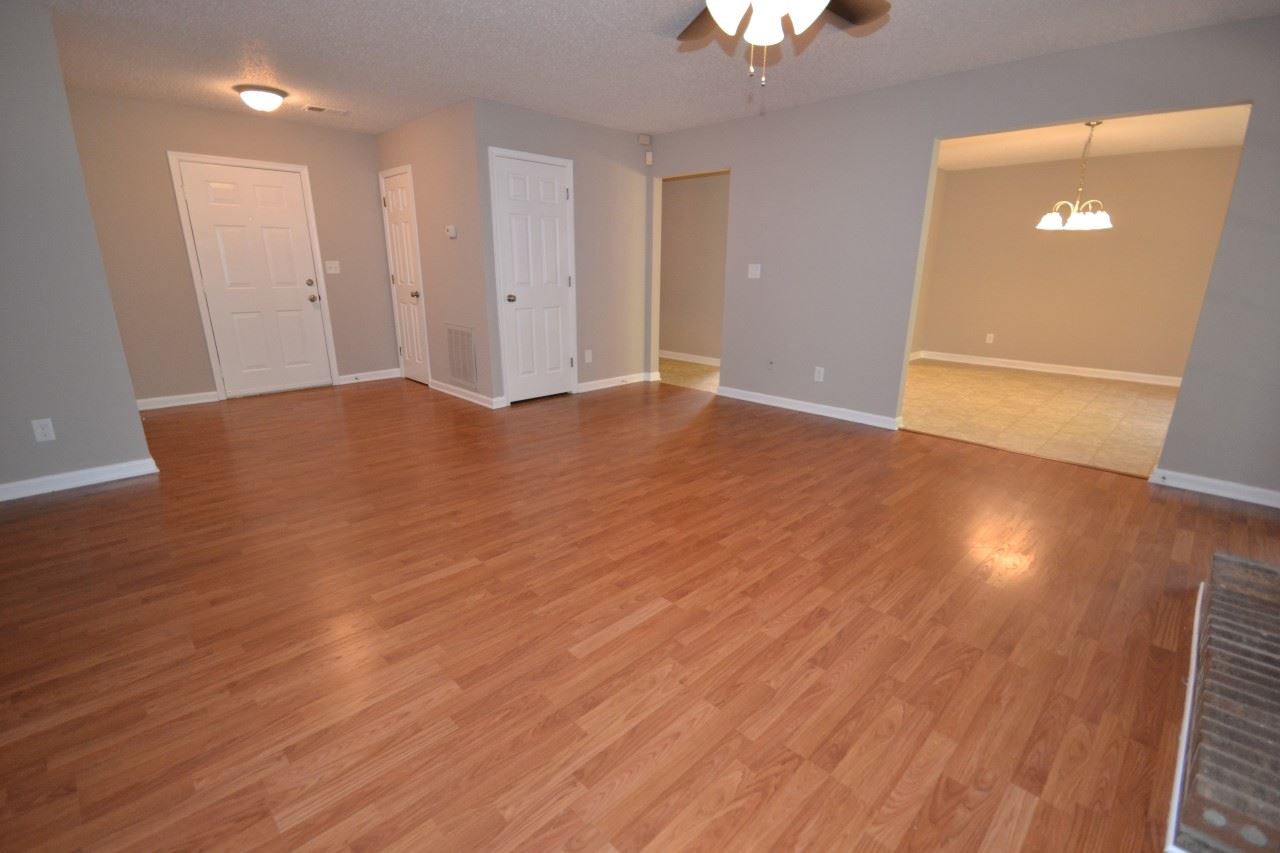 117 Apollo, Greer, SC 29651 photo 3