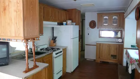 913 Whitmire Rd, Easlsey, SC 29640 photo 13