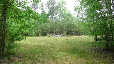 913 Whitmire Rd, Easlsey, SC 29640 photo 2