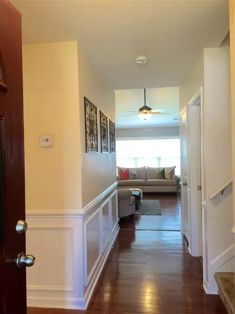 12 Cork Dr, Greer, SC 29650 photo 2