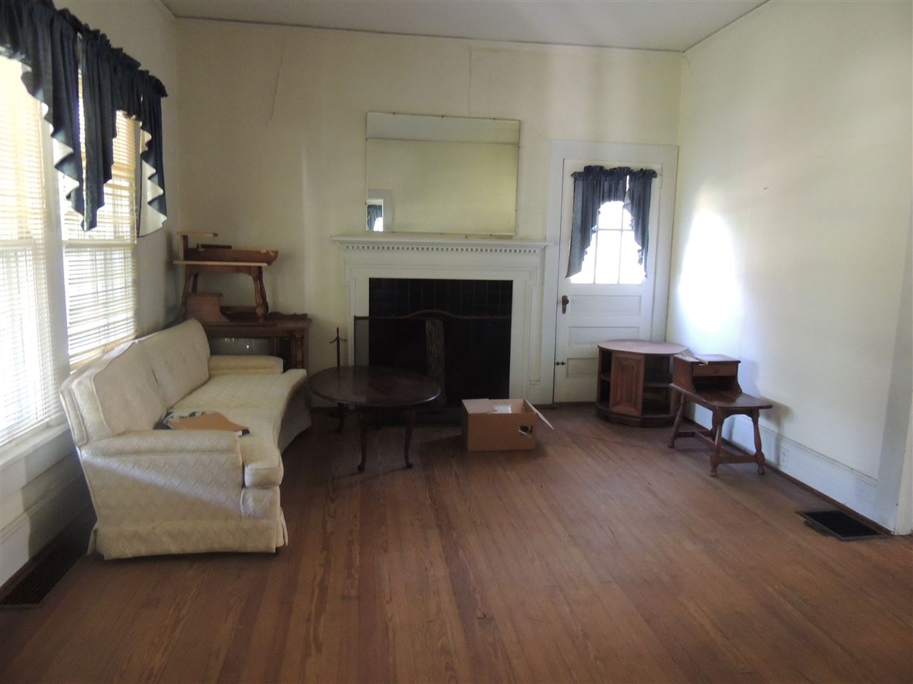 124 E Main St, Inman, SC 29349 photo 12