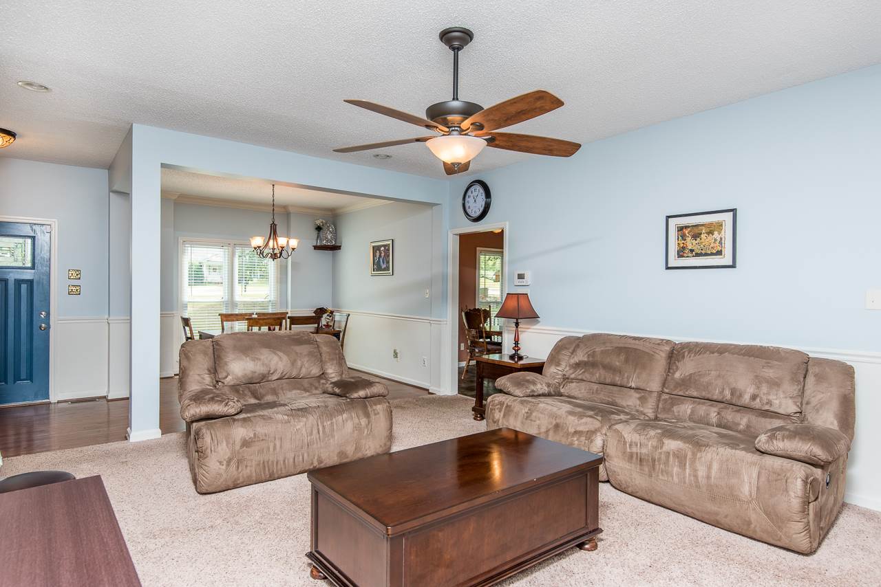 125 Commodore Dr, Duncan, SC 29334 photo 5