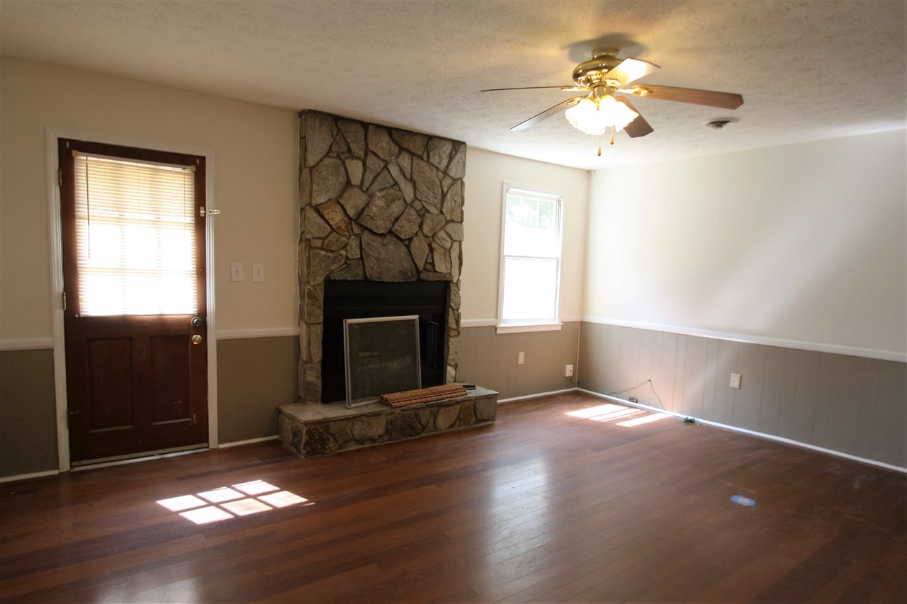 104 N Celestial Dr, Greer, SC 29651 photo 9
