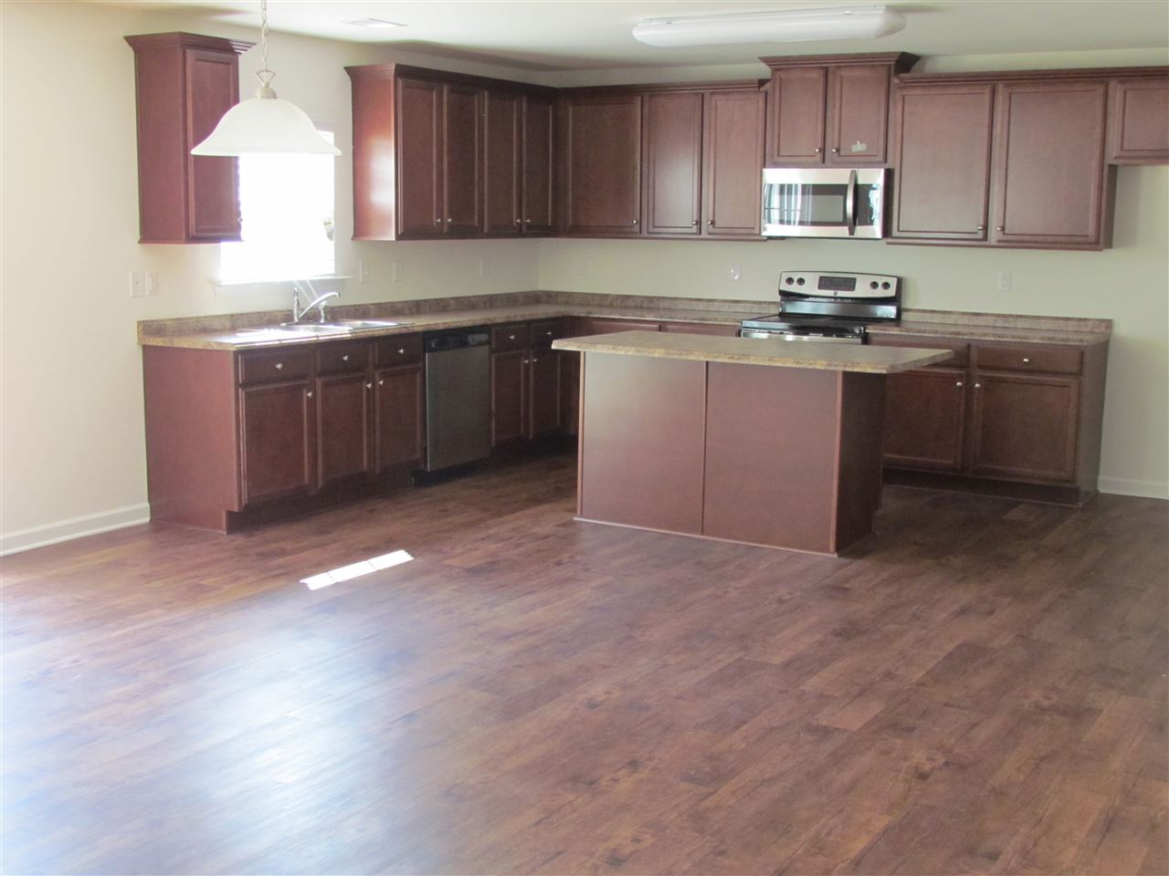 231 Harlequin Dr, Moore, SC 29369 photo 4