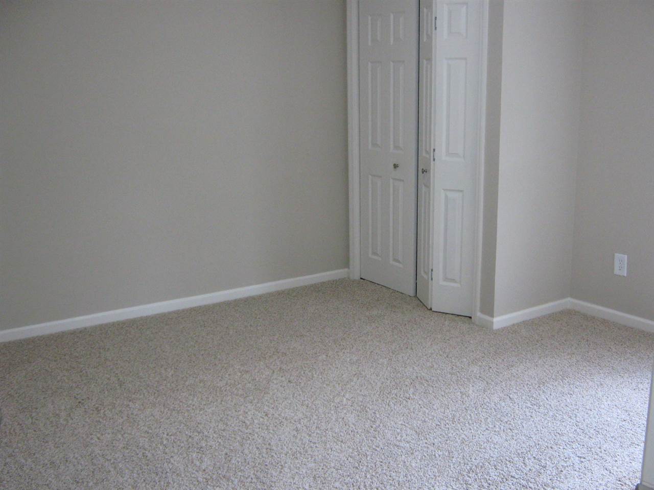 377 E Pheasant Hill Dr, Duncan, SC 29334 photo 8