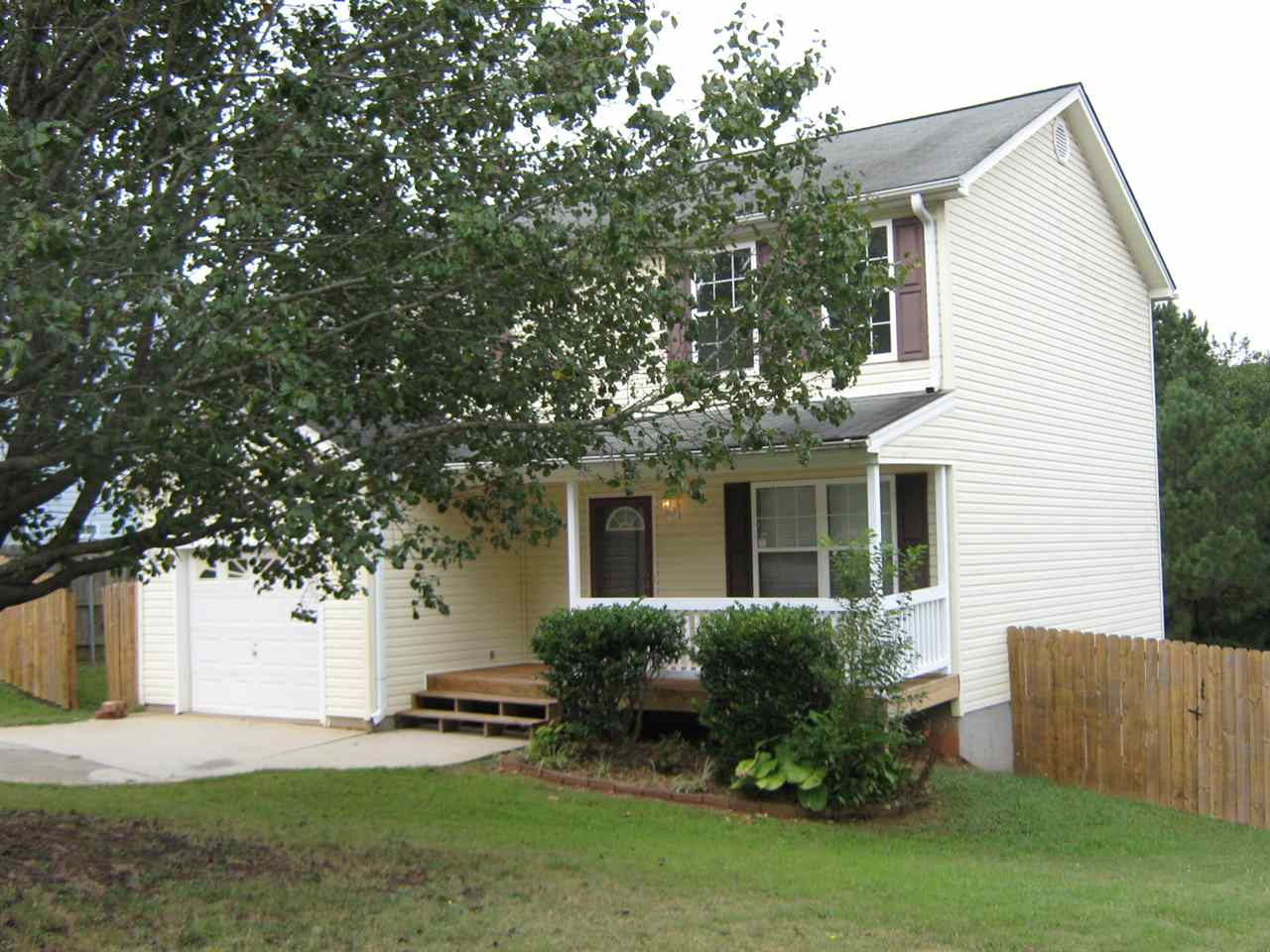 377 E Pheasant Hill Dr, Duncan, SC 29334 photo 1