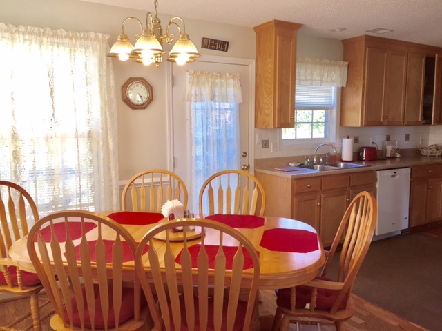 325 Split Oak Ln, Inman, SC 29349 photo 6