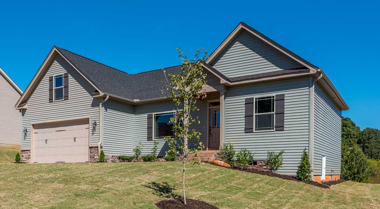 927 Echo Ridge Dr, Duncan, SC 29334 photo 2