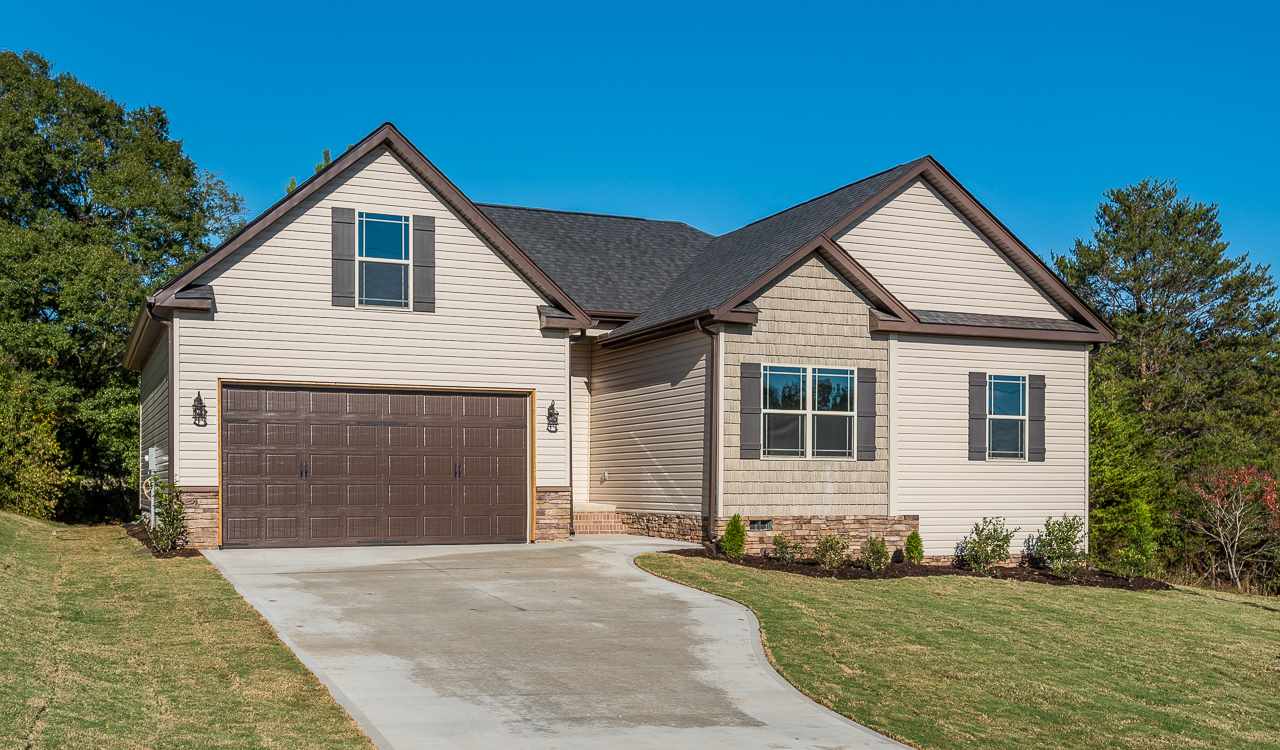 943 Echo Ridge Dr, Duncan, SC 29334 photo 2