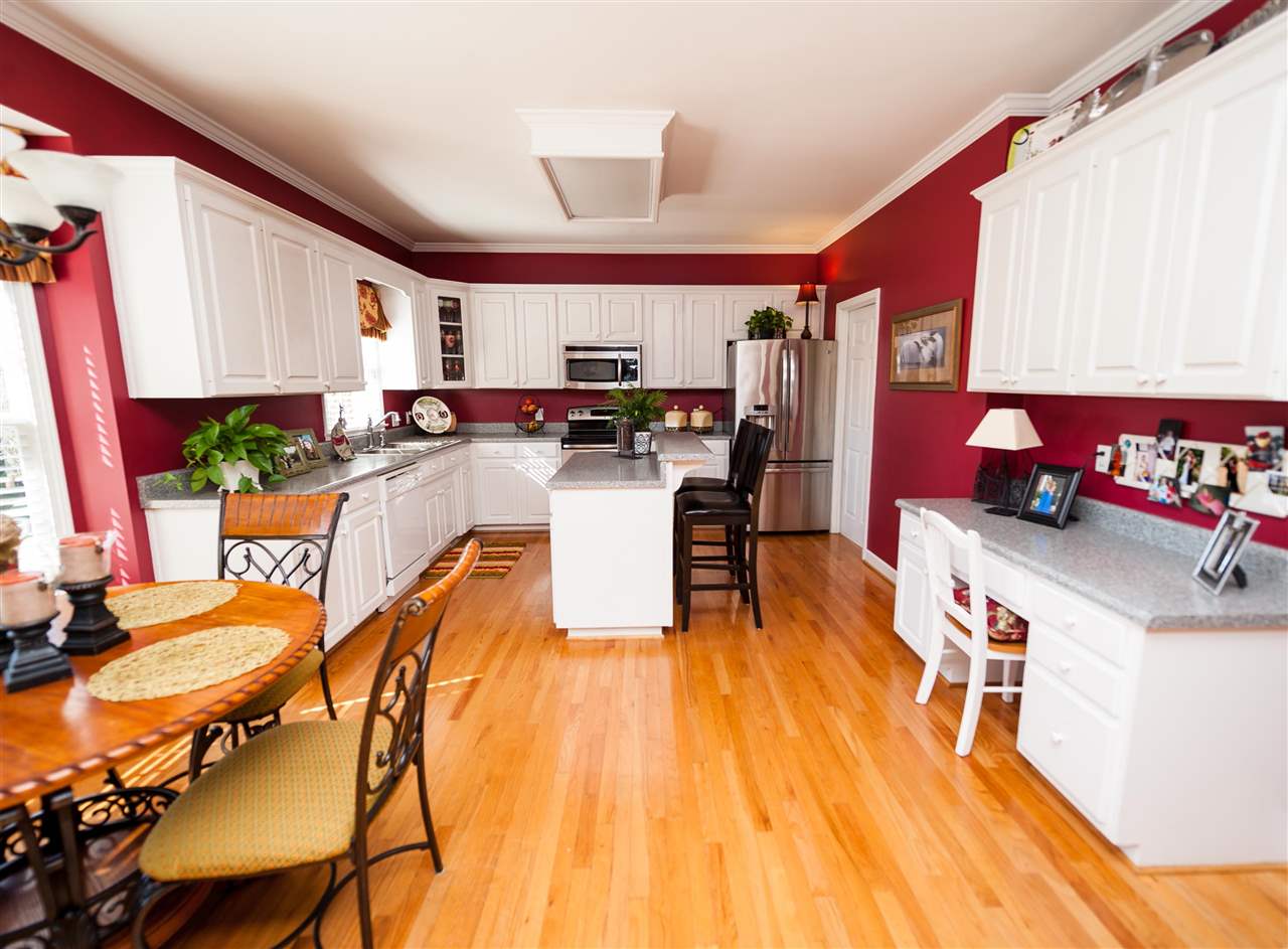 210 Windswept Ct, Moore, SC 29369 photo 9