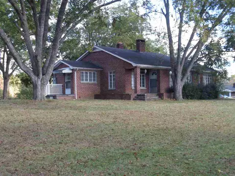 180 Pine Dr, Pacolet, SC 29372 photo 1