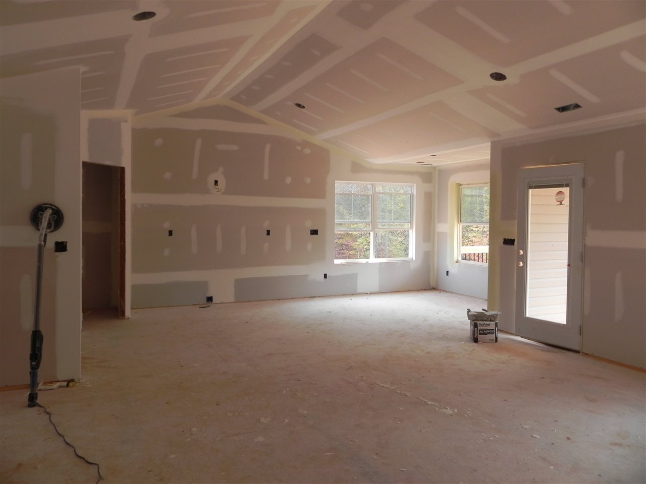 710 Barkley Ave, Chesnee, SC 29323 photo 4