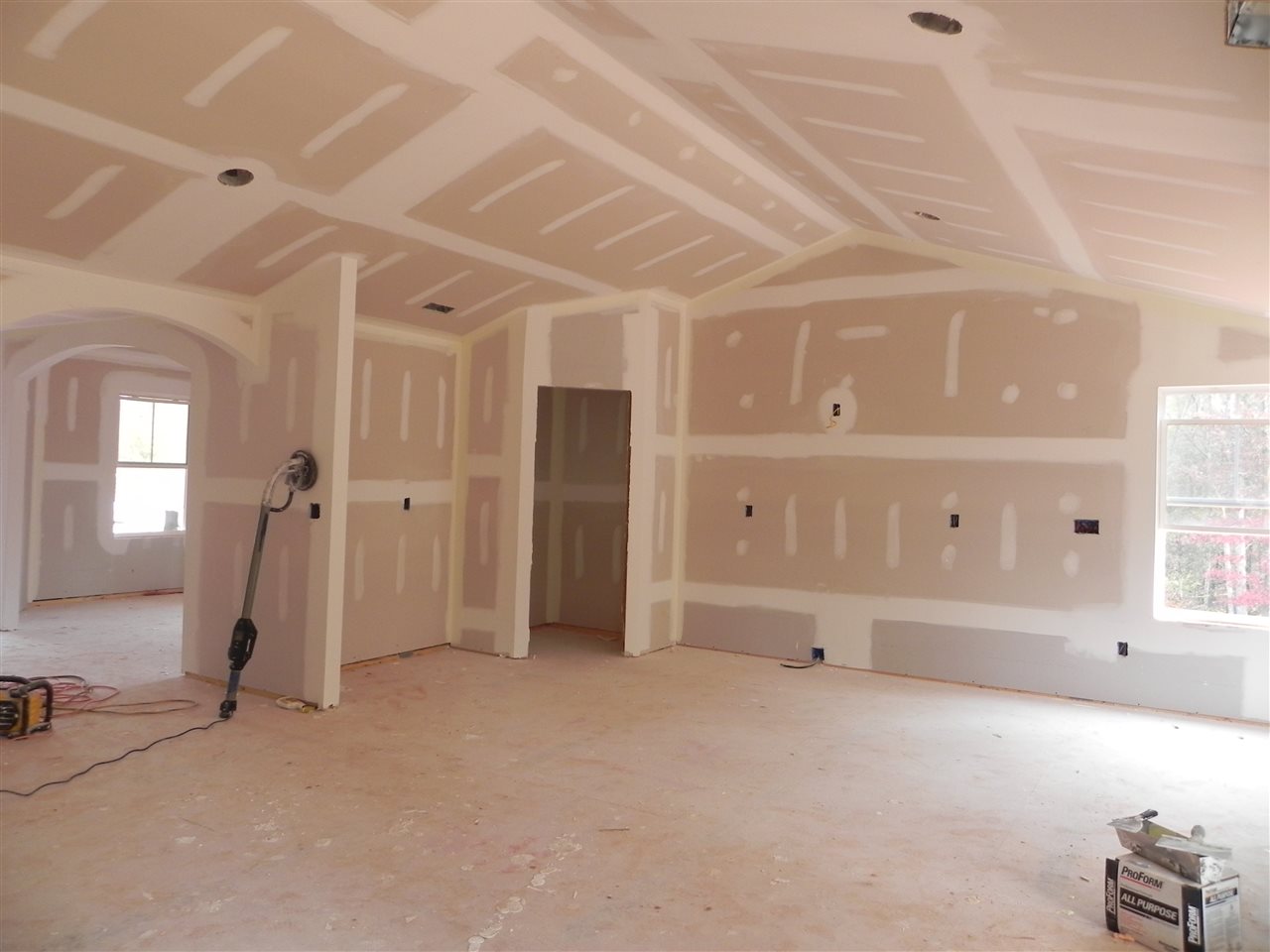 710 Barkley Ave, Chesnee, SC 29323 photo 3
