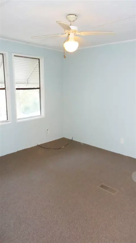 265 Riverside Dr, Duncan, SC 29334 photo 9