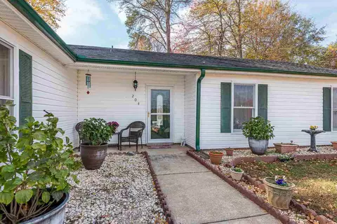 204 N Celestial Dr, Greer, SC 29651 photo 3