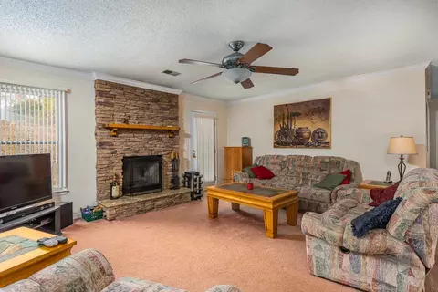 204 N Celestial Dr, Greer, SC 29651 photo 5